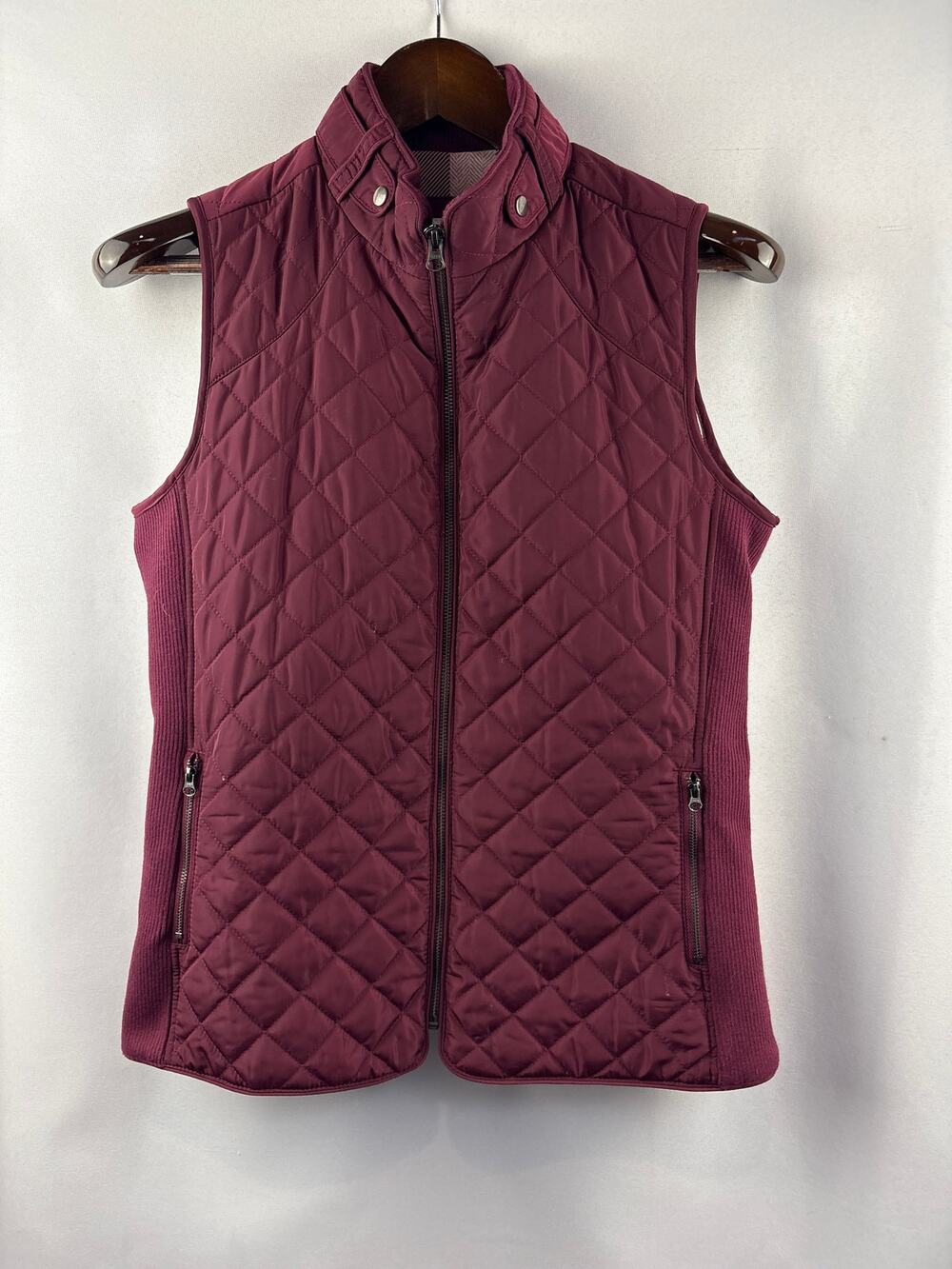 Women’s Market & Spruce Small Burgundy Quilted Puffer Vest